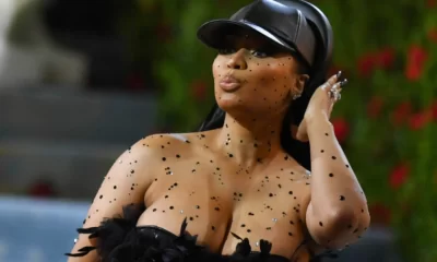 I'm Not Pregnant - Nicki Minaj Denies Pregnancy Rumours [WATCH]