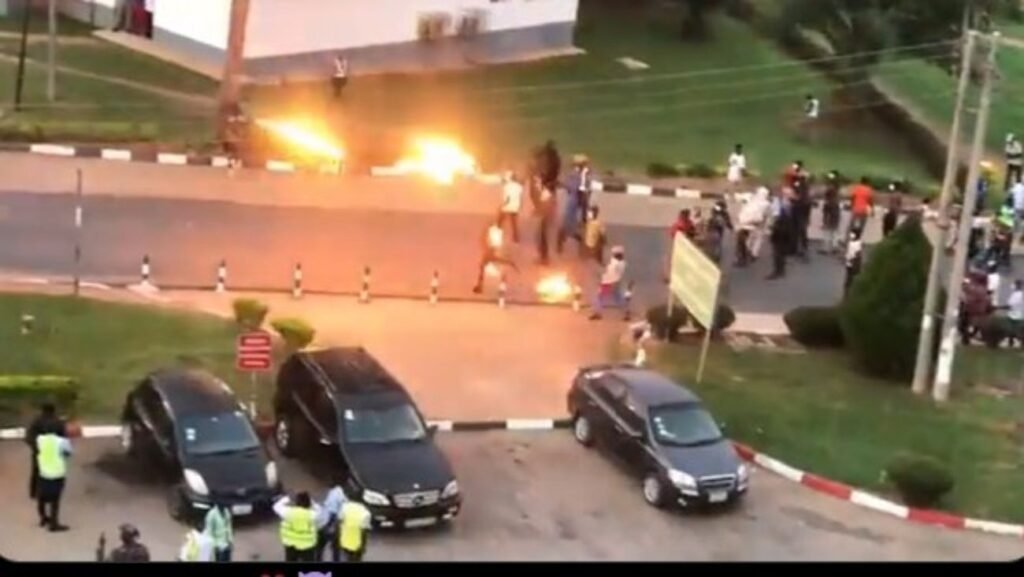 Police Restores Calm At KNUST After Conti-Katanga Fight [WATCH]