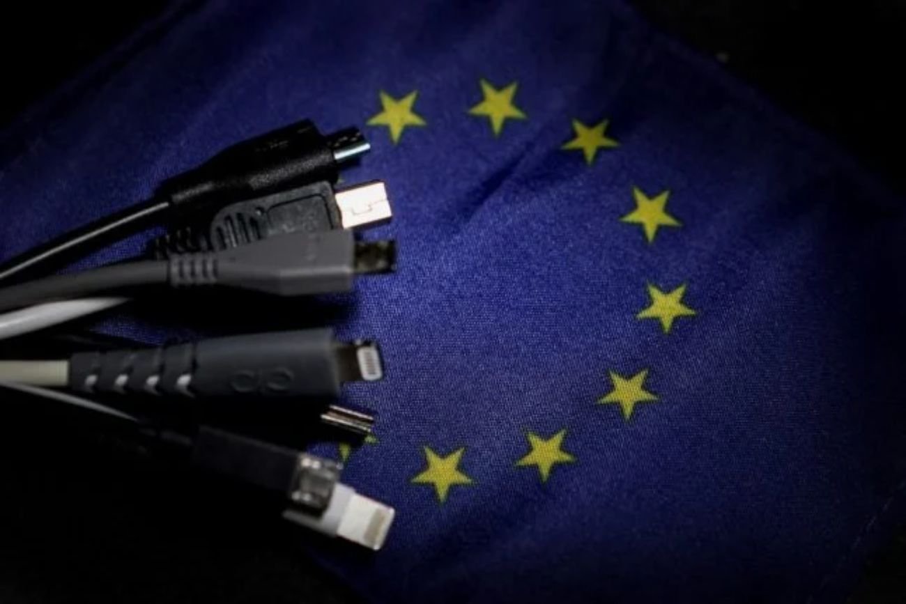 EU Parliament Impose Single Charger For All Smartphones