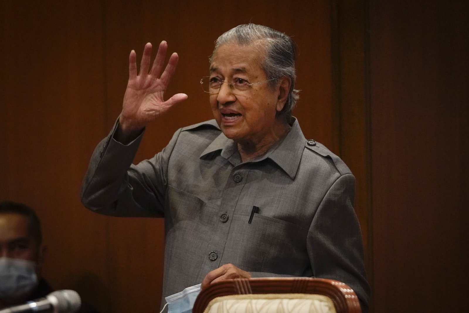 Former Malaysian PM To Run For Office Aged 97