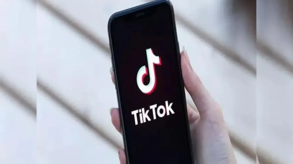 Venezuela Slaps $10 Million Fine on TikTok After Viral Challenge Deaths