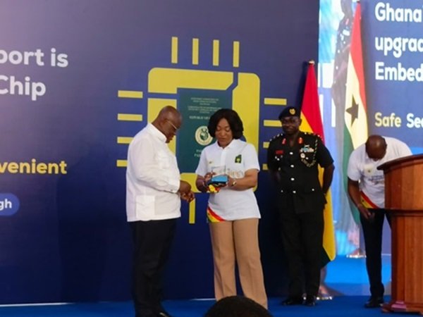 President Akufo-Addo Unveils Ghana’s New Chip-Embedded Passport