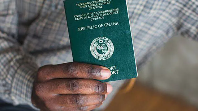 Foreign Affairs Ministry Reveals List of Individuals Affected by Diplomatic Passport Recall