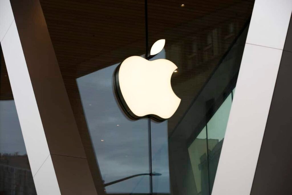 Apple Moves Closer to Lifting iPhone Sales Ban in Indonesia with New Certification