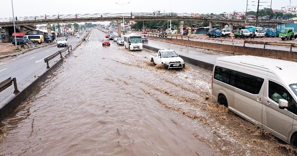 gmet alerts public more rains, flash floods coming soon (2)