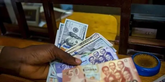 Cedi Strengthens: Now Trading at GH¢10.40 to the Dollar